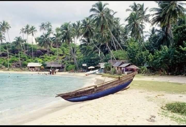 ซันนี มู้ด เกสท์เฮาส์ Bed & Breakfast อูนาวาตูนา ภายนอก รูปภาพ